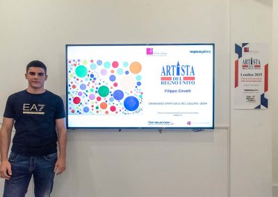 L'artista contemporaneo Filippo Circelli espone presso la Galleria Espacio di Londra, in occasione del Premio Artista del Regno Unito – Top Selection London 2025, organizzato dall’associazione culturale PitturiAmo.